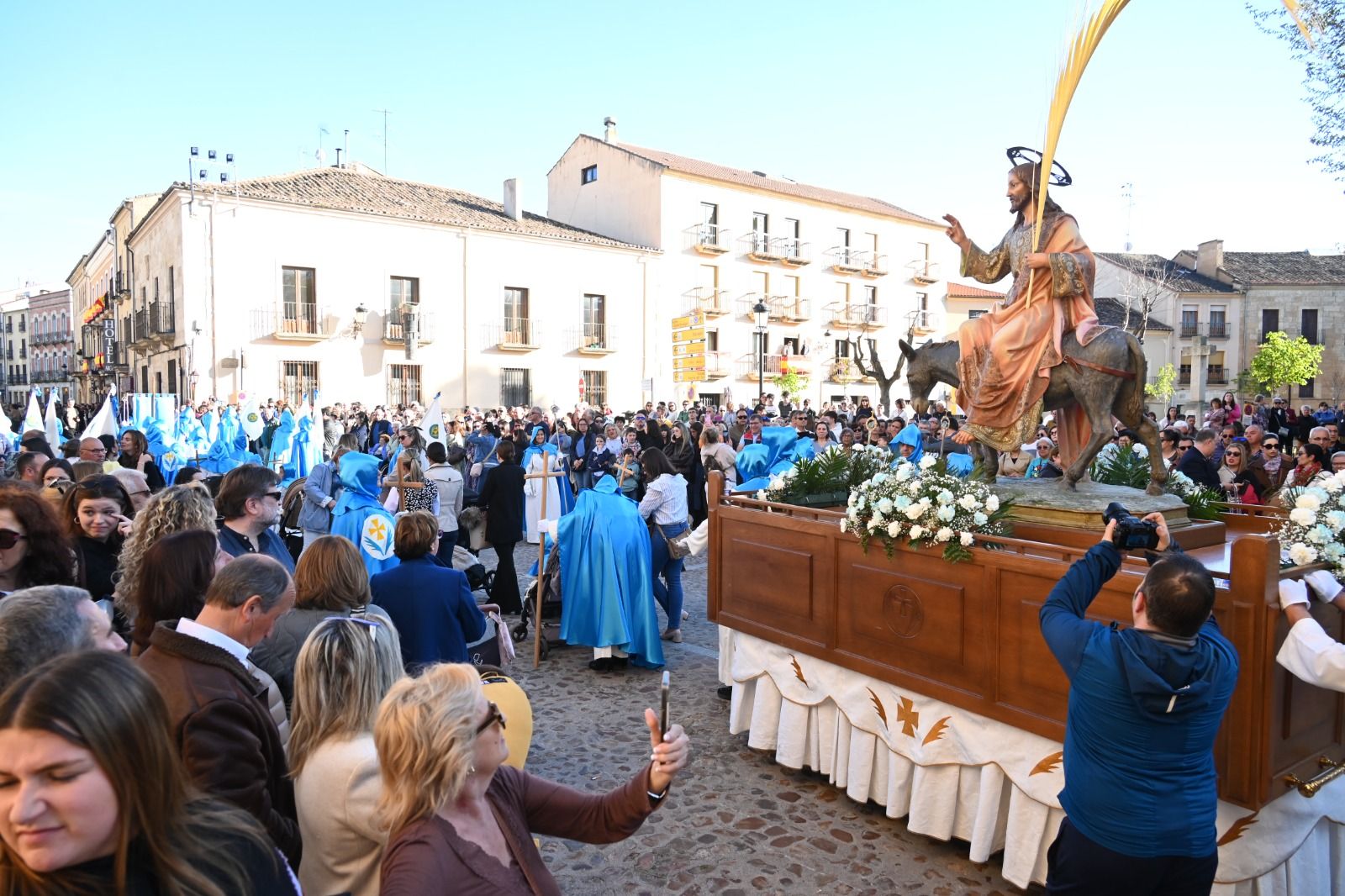 El Santo Entierro vuelve a unir en un acto de fe a las siete cofradías de Ciudad Rodrigo