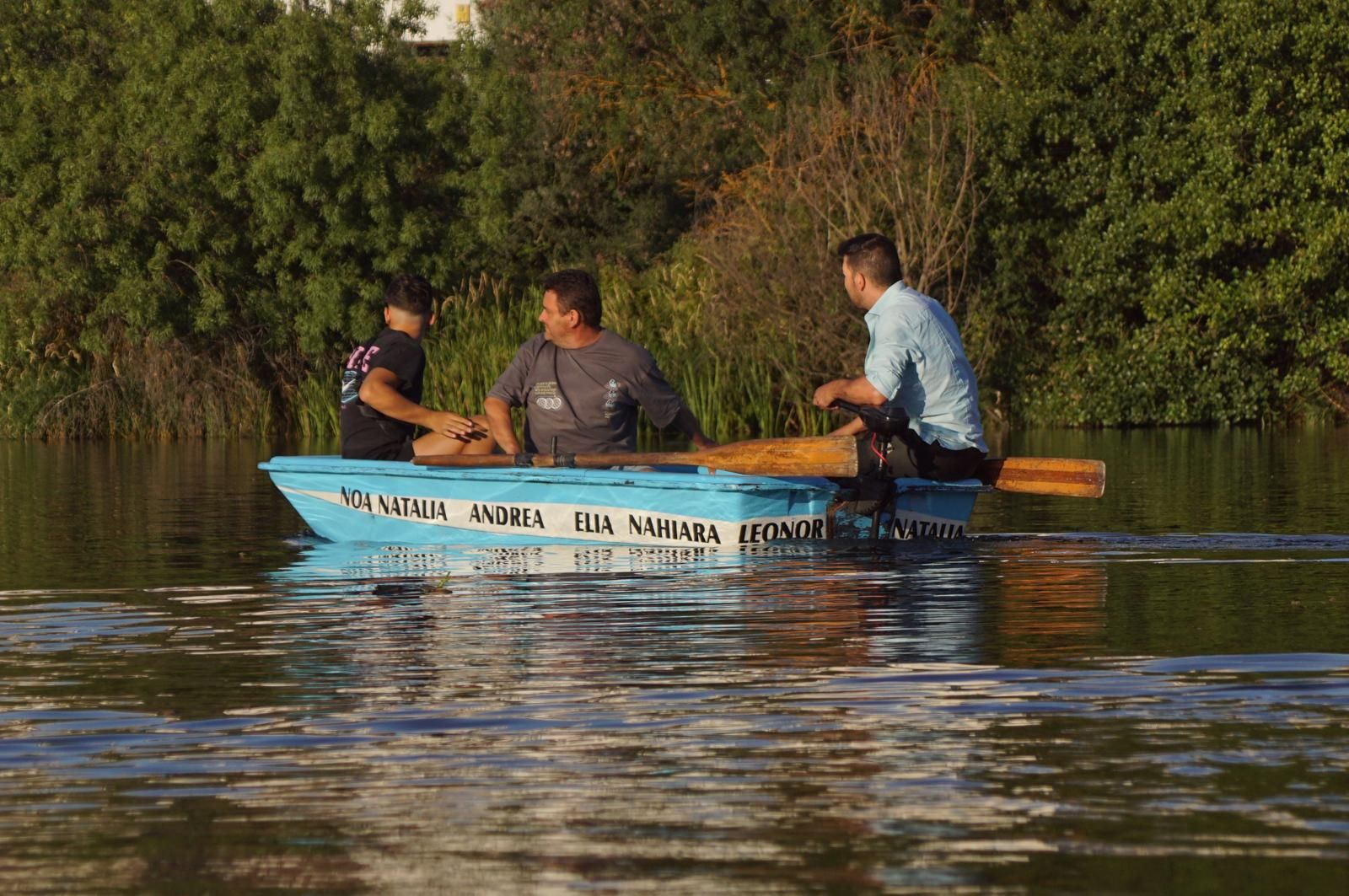Procesión con la Virgen del Carmen por el río Tormes en Alba (28).jpeg