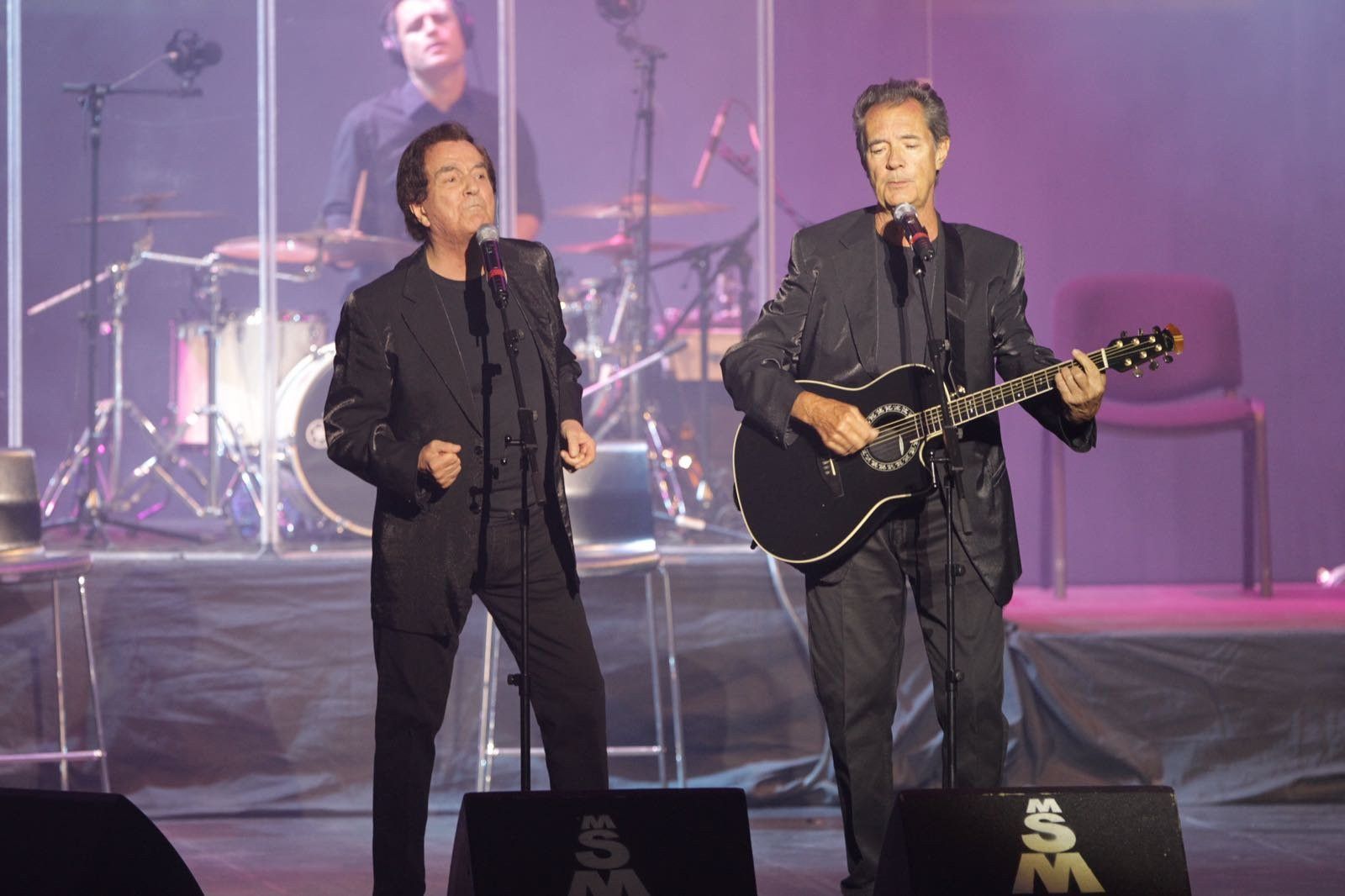 Actuación Dúo Dinámico