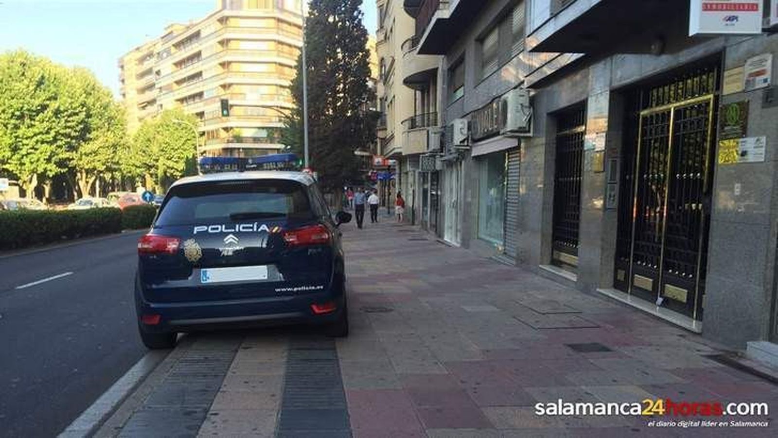 Detenido un ladrón habitual por robar en un centro de ocio y un bar