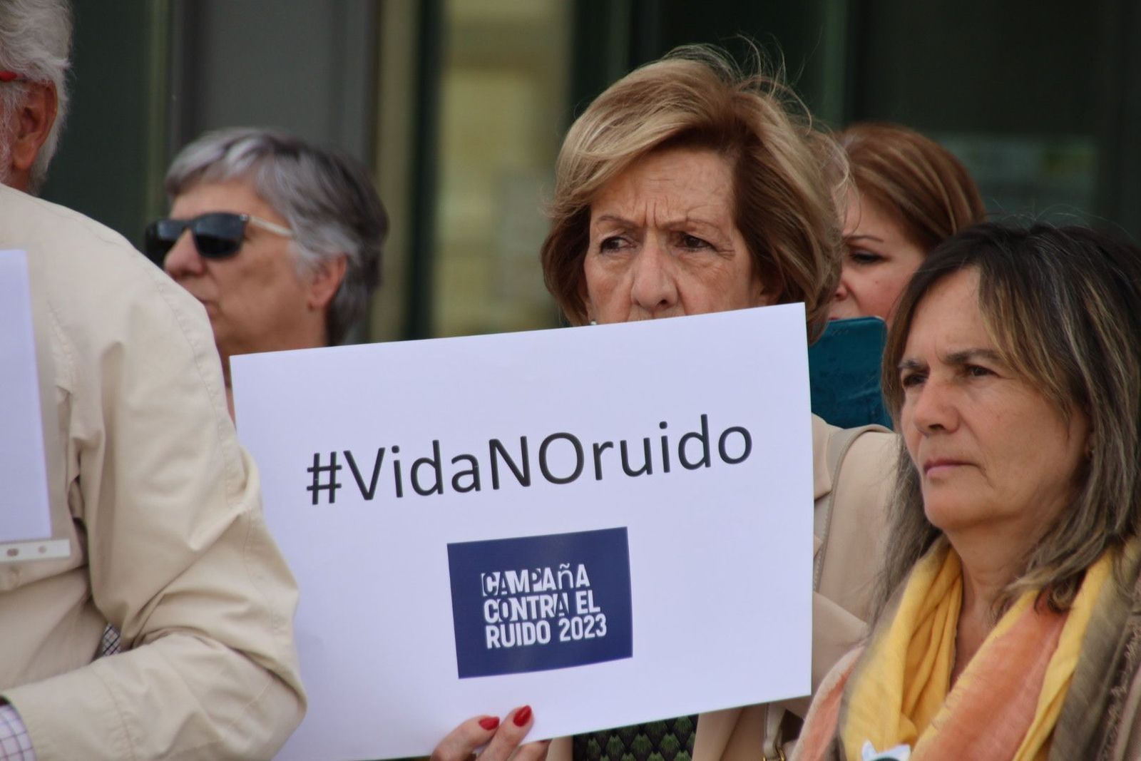 Concentración por el Día Internacional de Concienciación sobre el Ruido