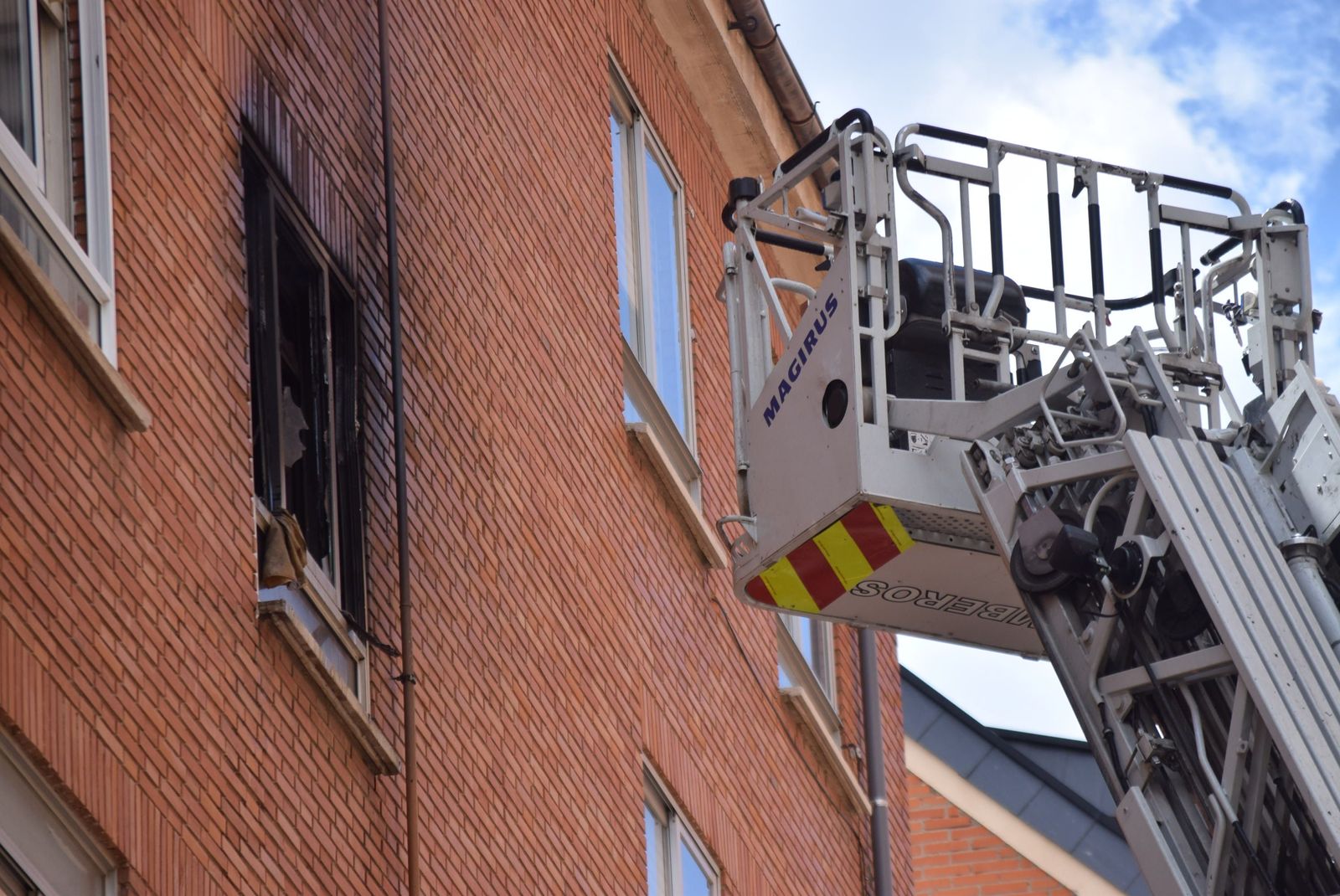 incendio-en-una-vivienda-de-la-calle-clavel-8