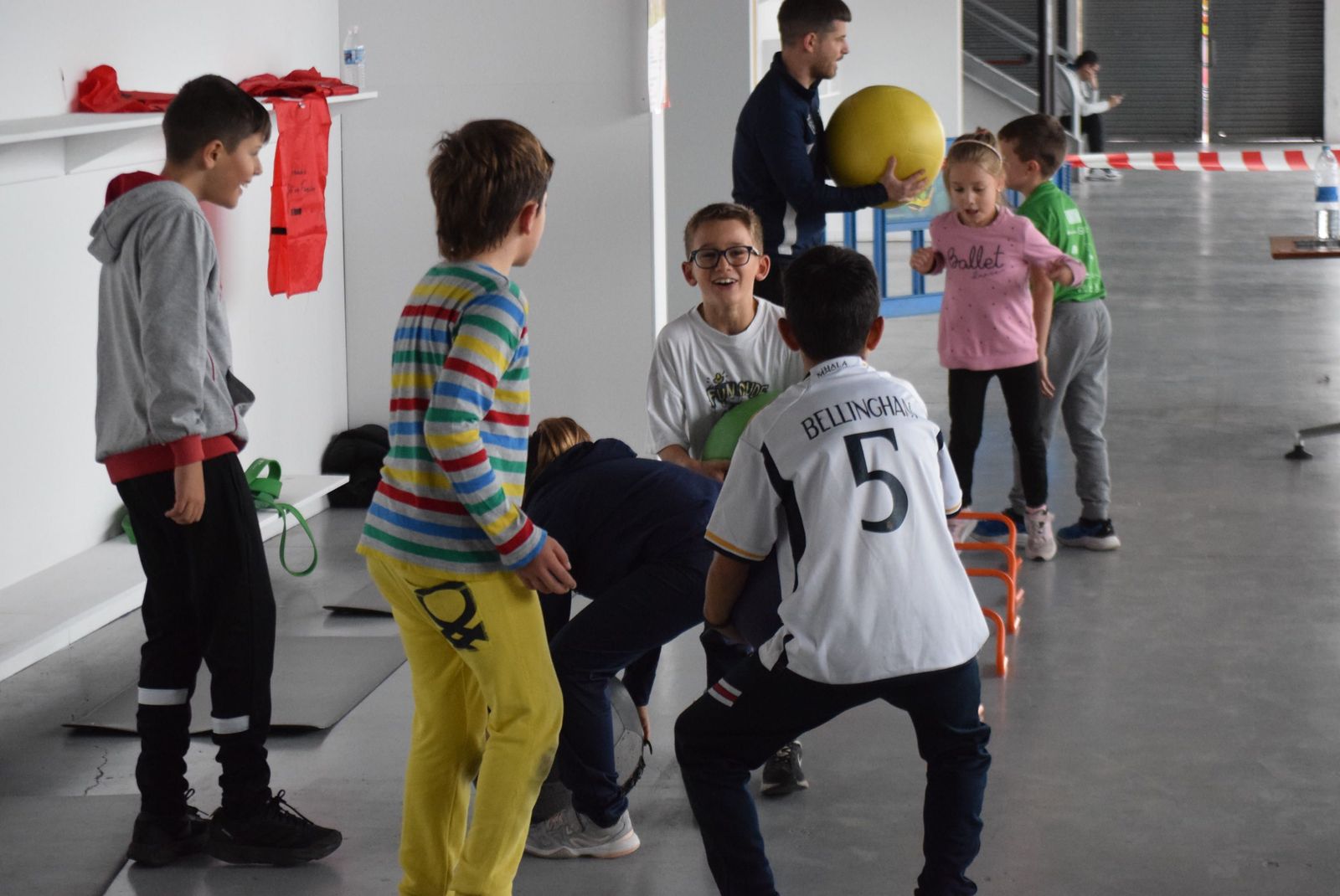 Niños haciendo deporte. Archivo.
