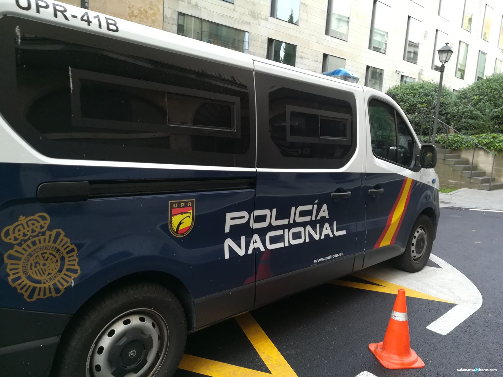 Policía en Caldereros