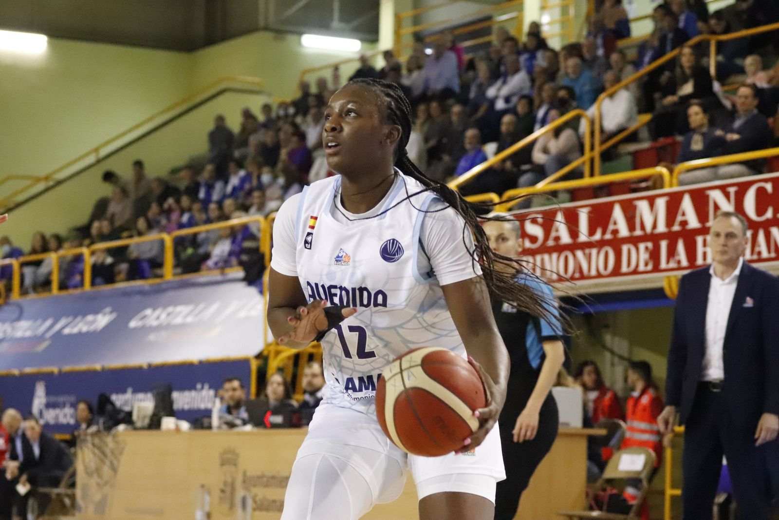 Onyenwere, en su debut con Perfumerías Avenida | FOTO SALAMANCA24HORAS.COM