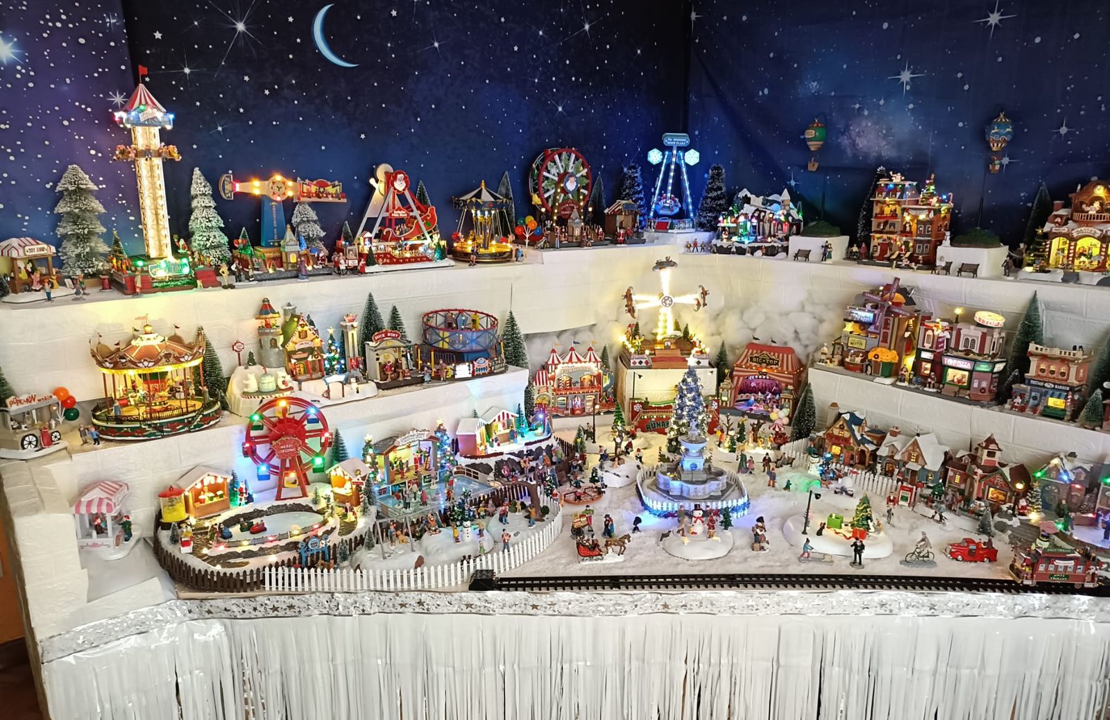 S.M.G.- Belén situado en la calle La Coruña de Salamanca (2).jpg