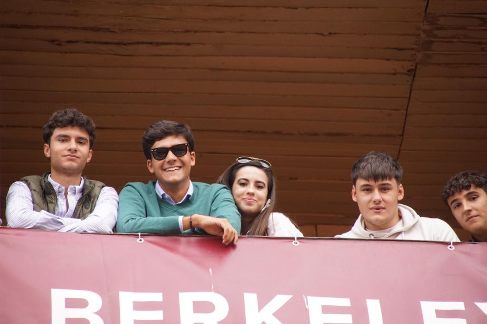 tendidos-de-la-glorieta-durante-la-corrida-de-garcia-y-olga-jimenez-39