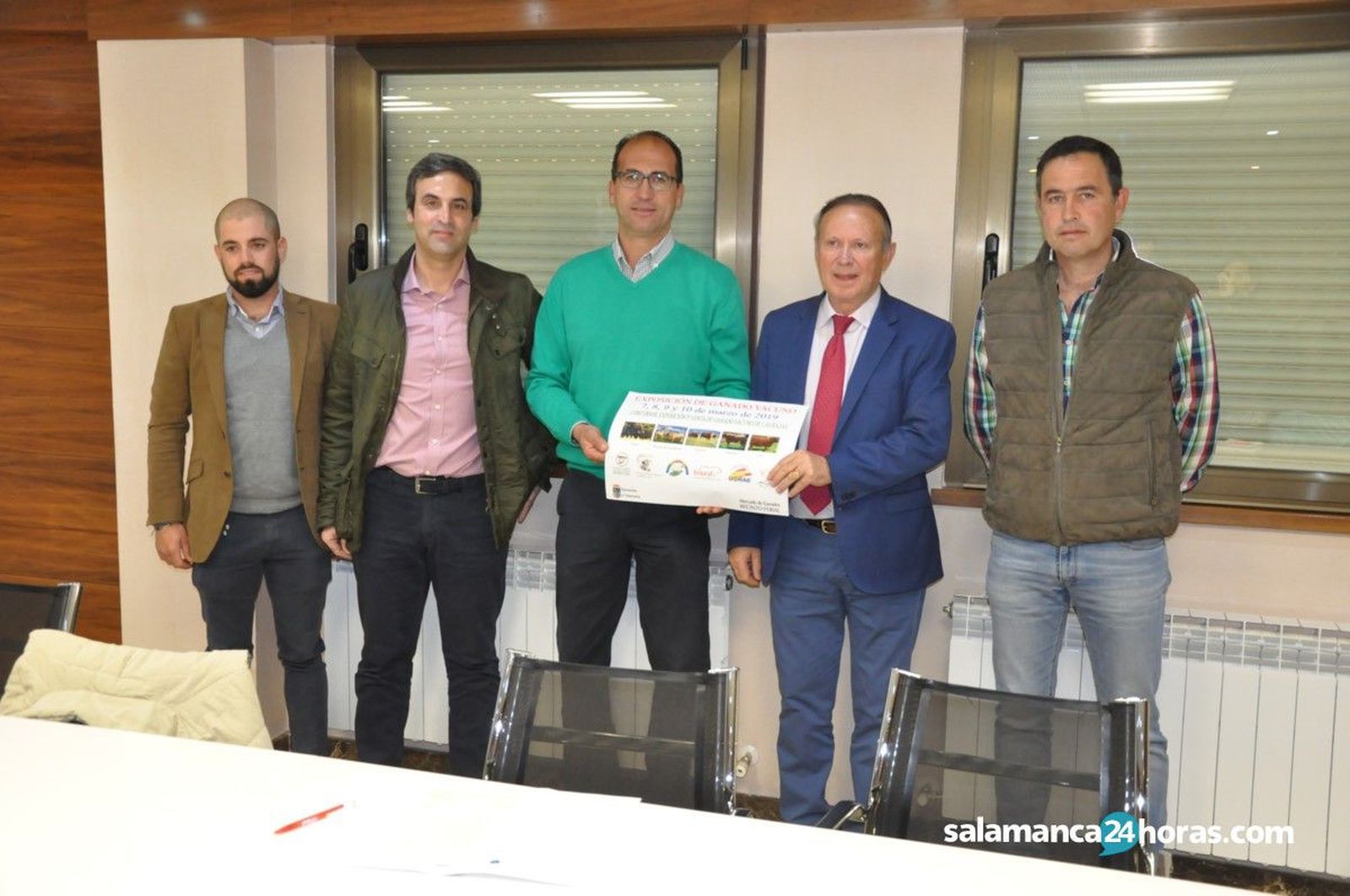 Presentacion del concurso y exposicion de ganado vacuno (2)