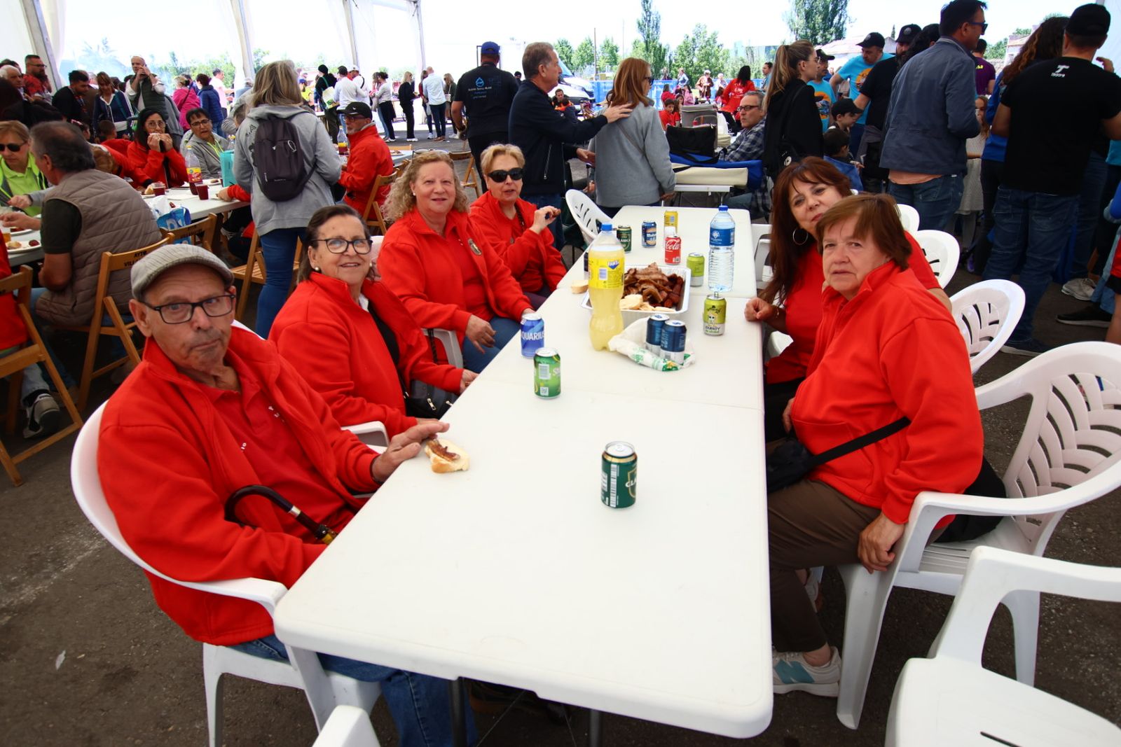 Villamayor de la Armuña vive un gran sábado con su tradicional comida popular