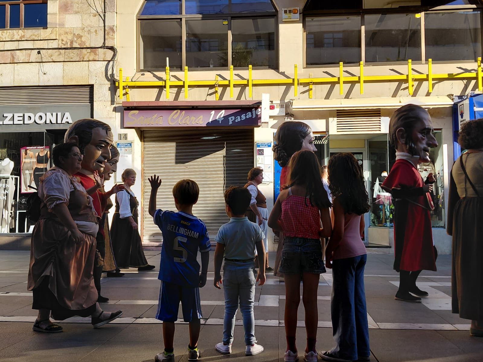 Pasacalles de Cabezudos y Gigantes “El cerco de Zamora” de Capitonis Durii 2025