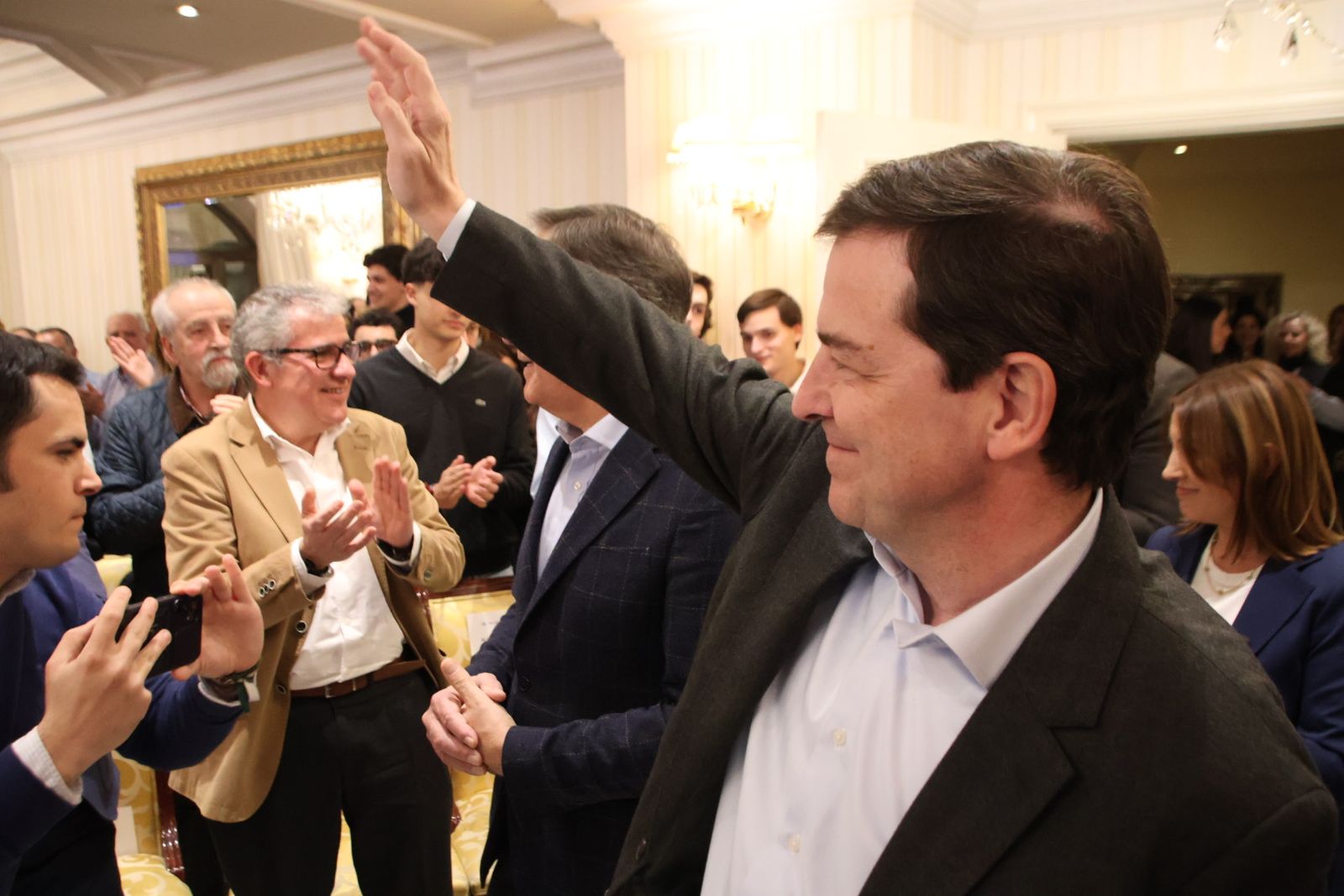 Mañueco junto a Carbayo prearranque campaña