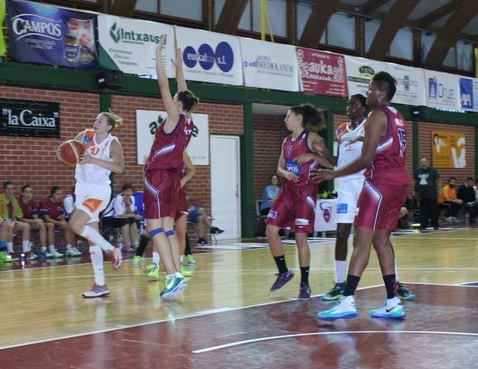 Gernika frena al Zamarat en el tramo final (69-66)