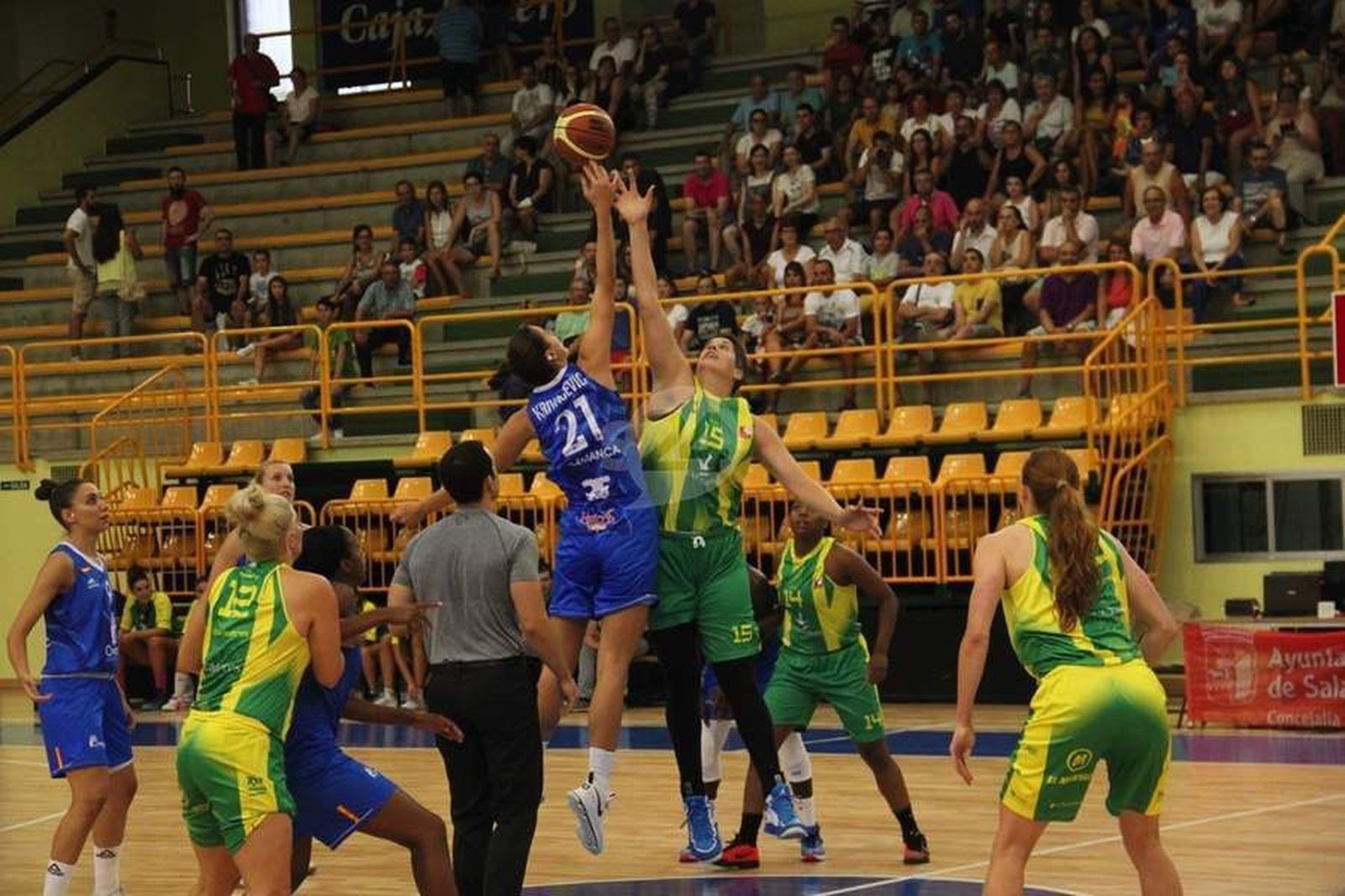Perfumerías Avenida inicia la liga con dos encuentros en esta semana