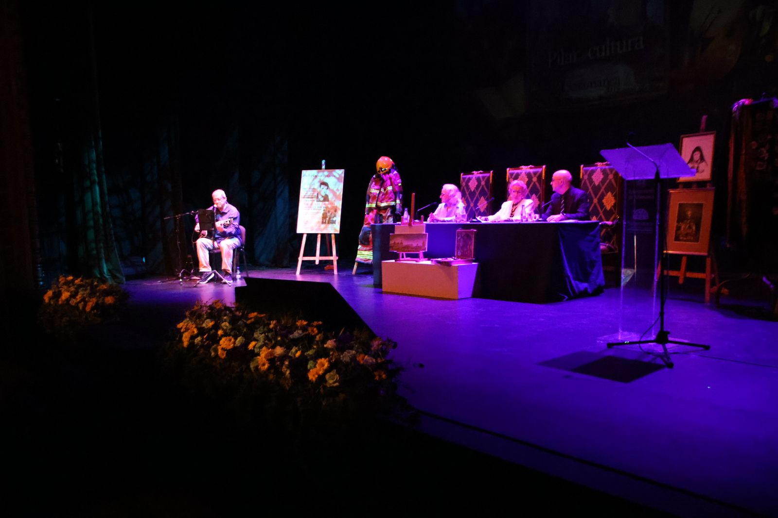 Salamanca rinde homenaje a Pilar Fernández Labrador