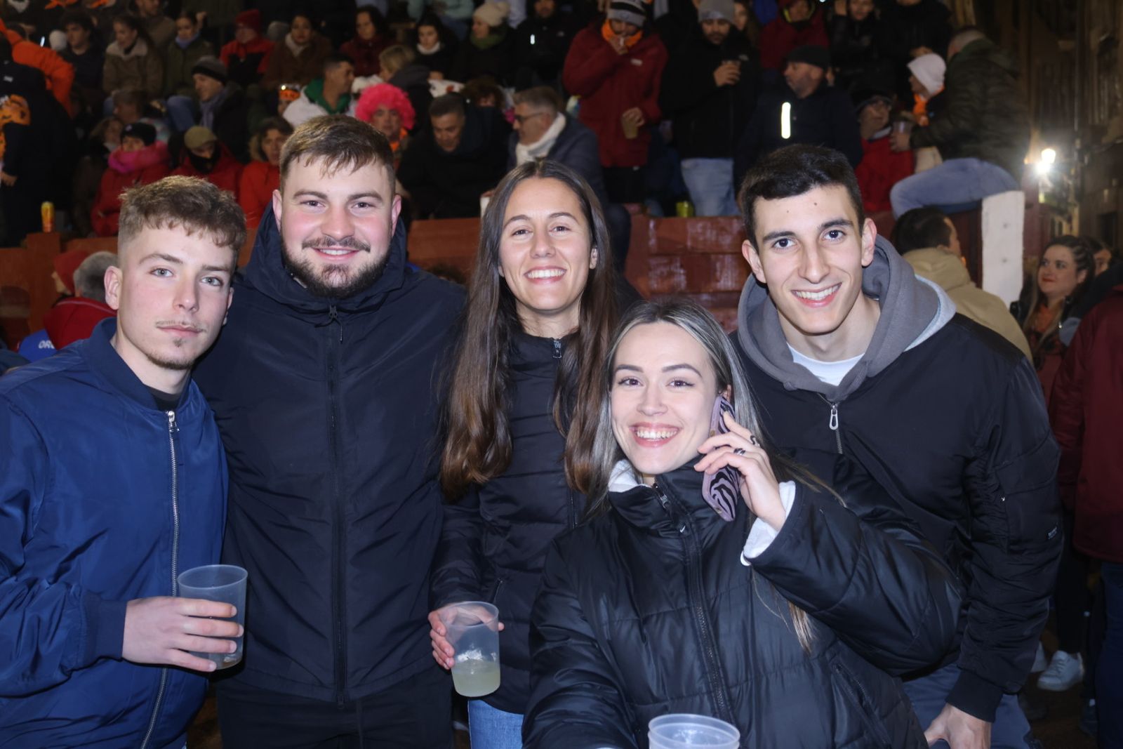 Los jóvenes vuelven a llenar las calles de Ciudad Rodrigo por el Carnaval del Toro