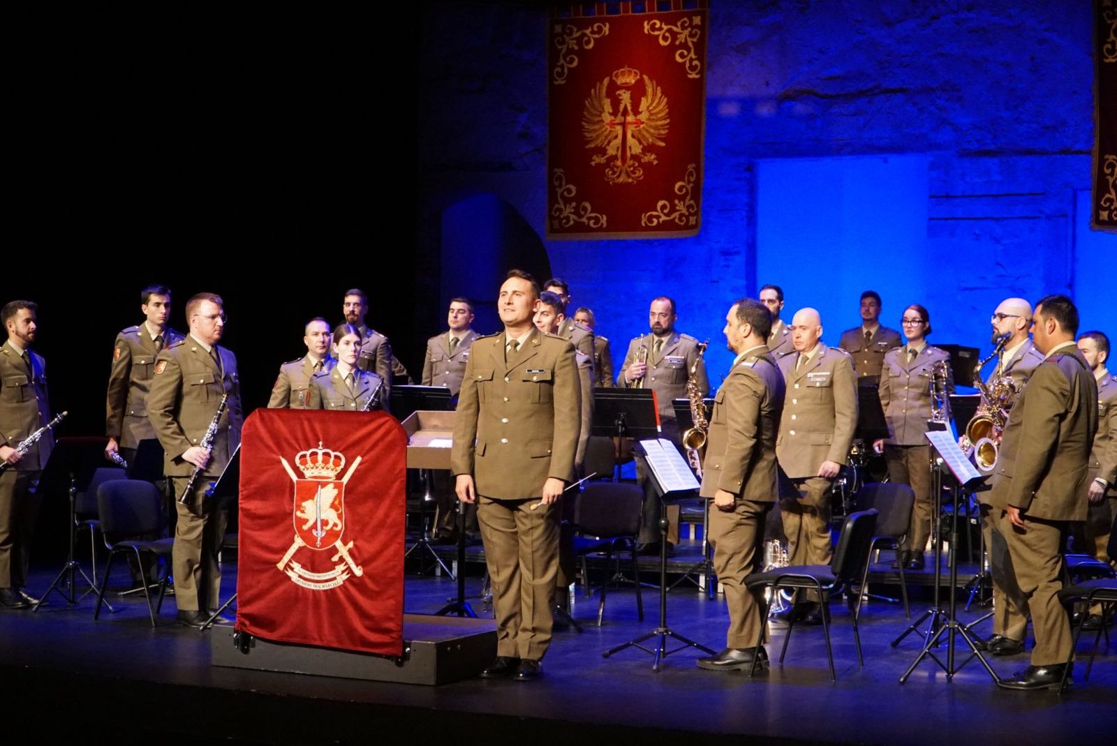 Salamanca presencia un "magnífico" concierto de la unidad de música de la División San Marcial de Burgos