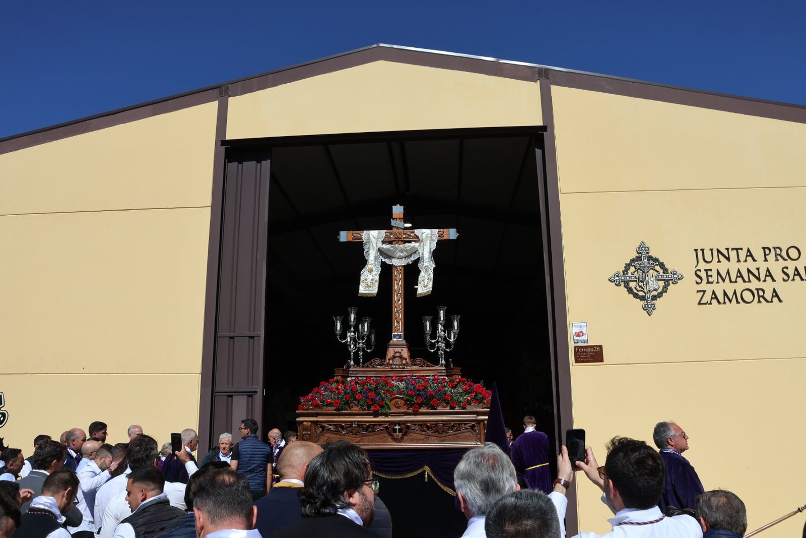 GALERÍA | Revive en imágenes la procesión de la Vera Cruz