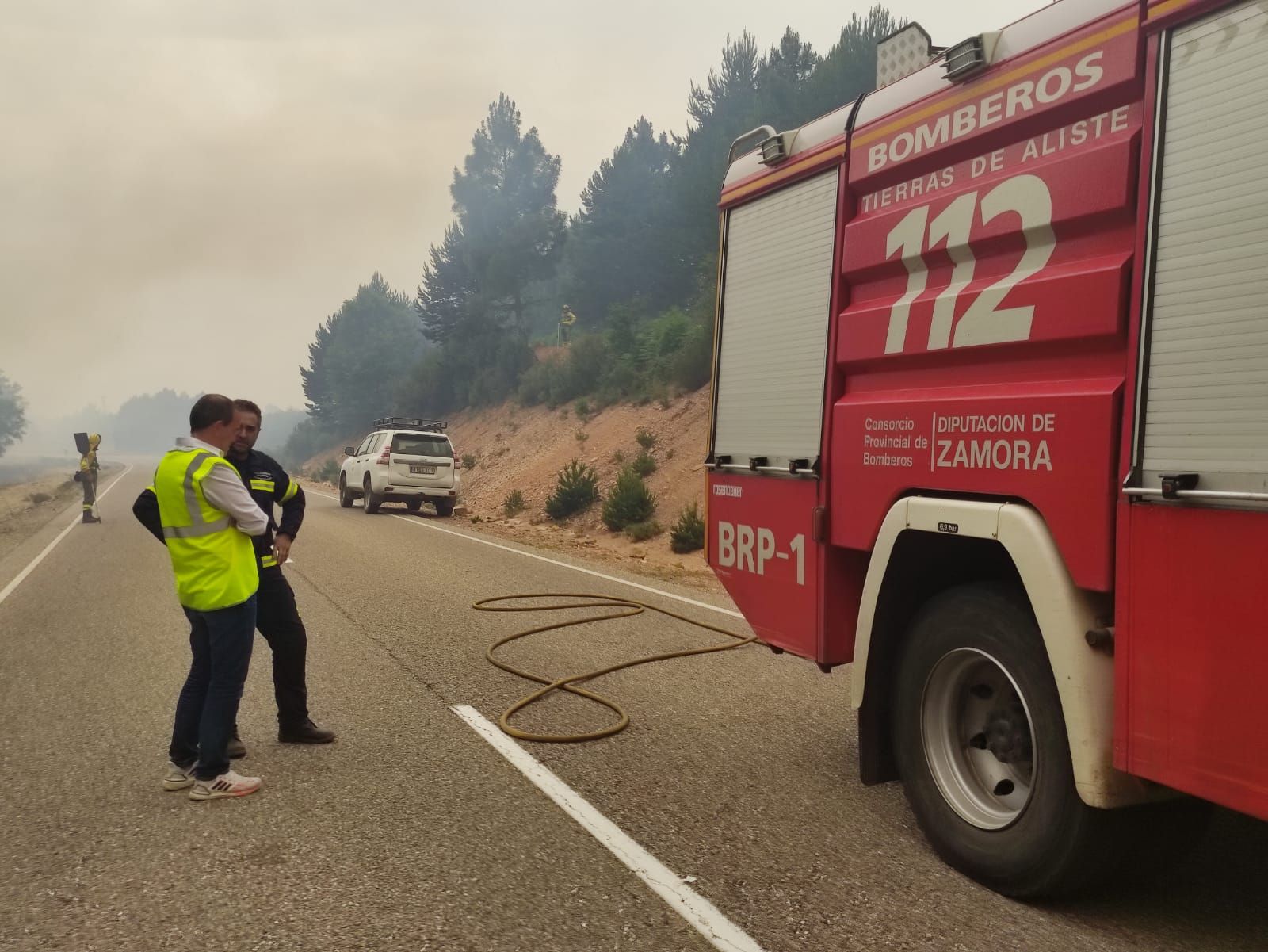 trabajos-contra-el-fuego-de-la-carretera-de-mahide-11