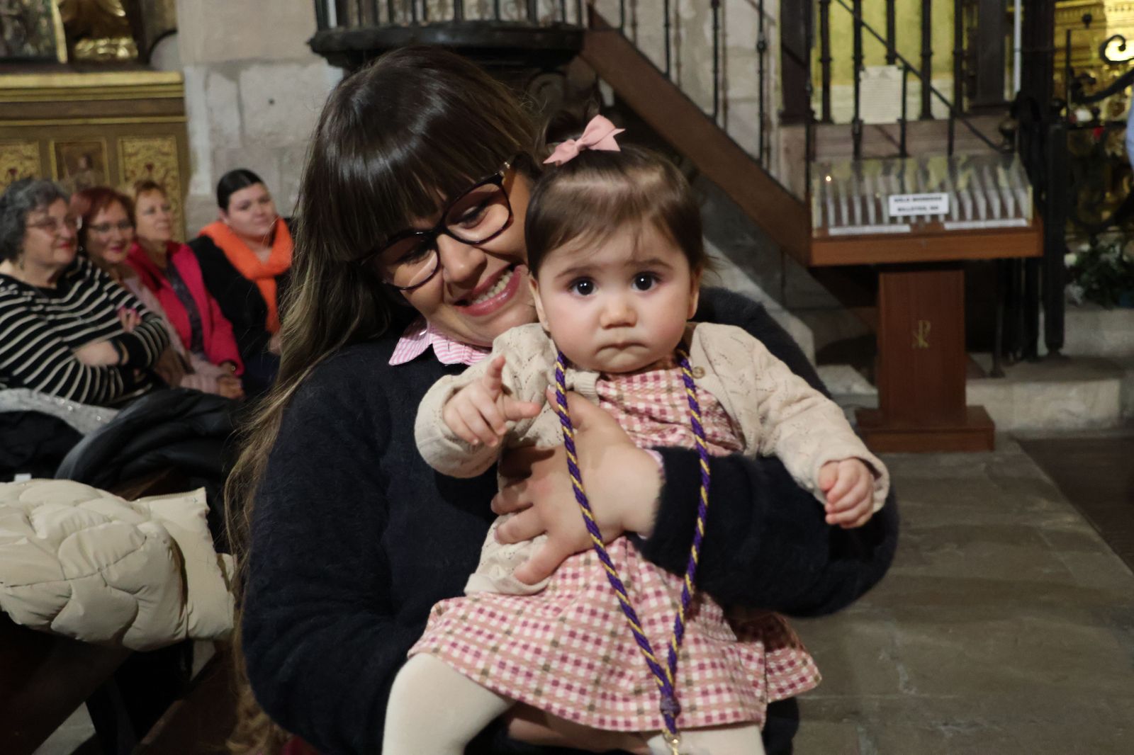 Entrada de nuevos hermanos de la Vera Cruz (41)