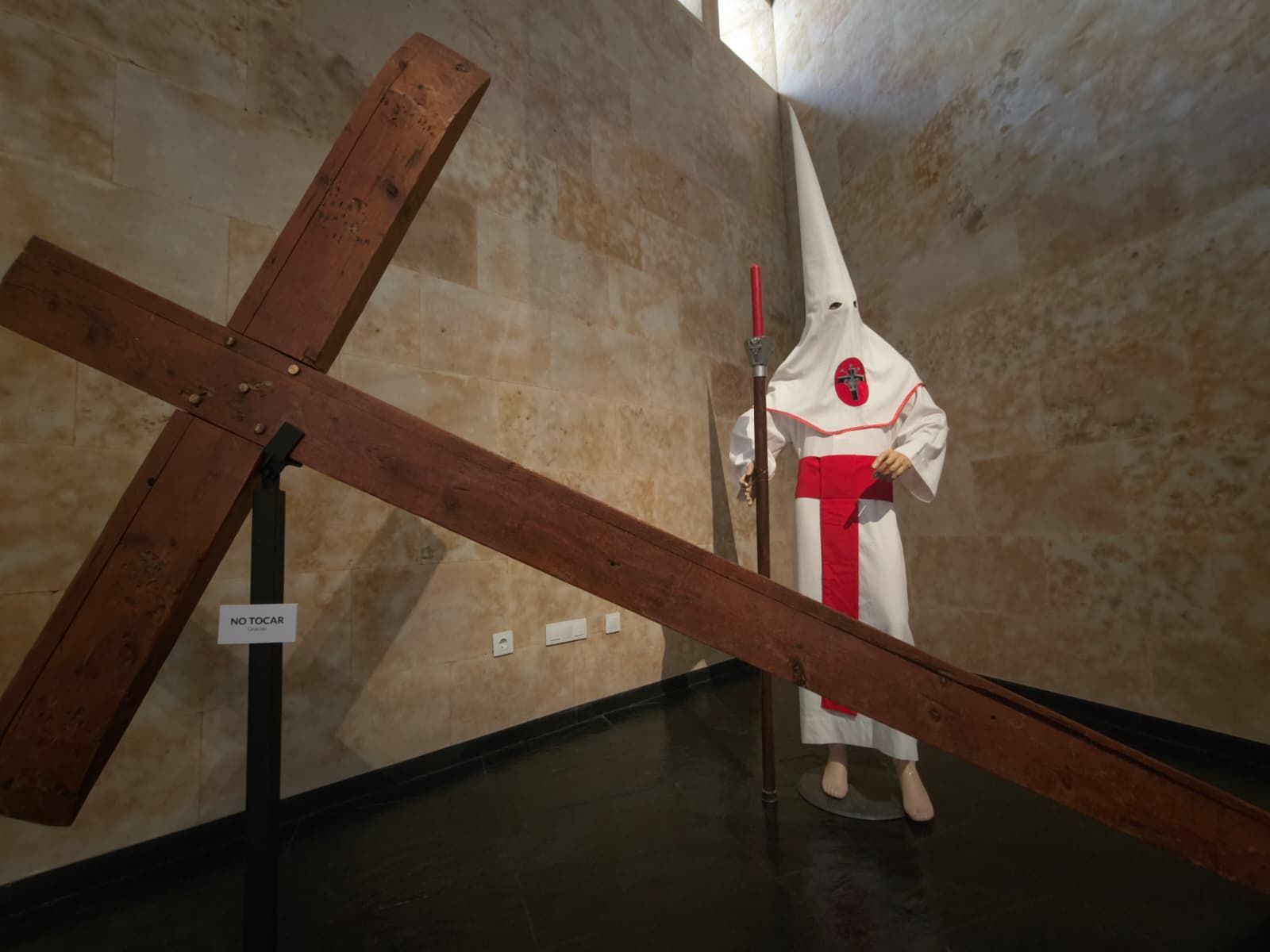 El Cristo Redentor cumple 500 años con una exposición que ahonda en su historia