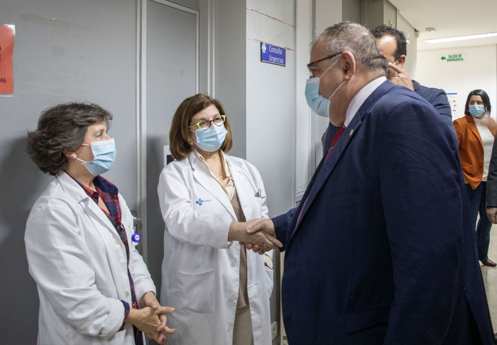 El consejero de Sanidad de la Junta de Castilla y León visita el centro de salud de Santa Marta de Tormes   Susana Martín (Agencia ICAL)