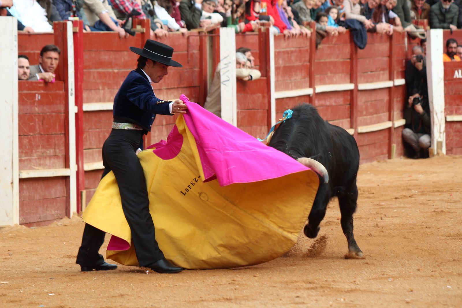 Chaves, El Capea y Pérez Pinto abren la Puerta Grande en el primer festival del Carnaval de Ciudad Rodrigo de 2023