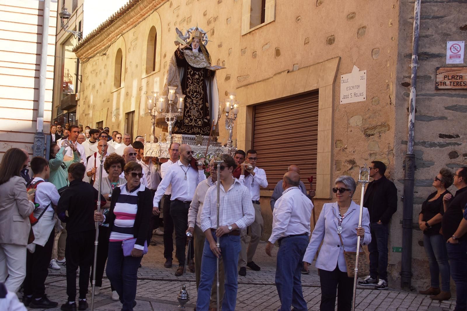 Salida procesión Santa Teresa en Alba de Tormes  (11).jpeg