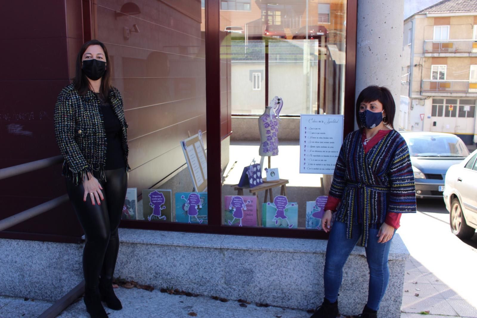 Exposición Palabra de mujer en Guijuelo  (1)