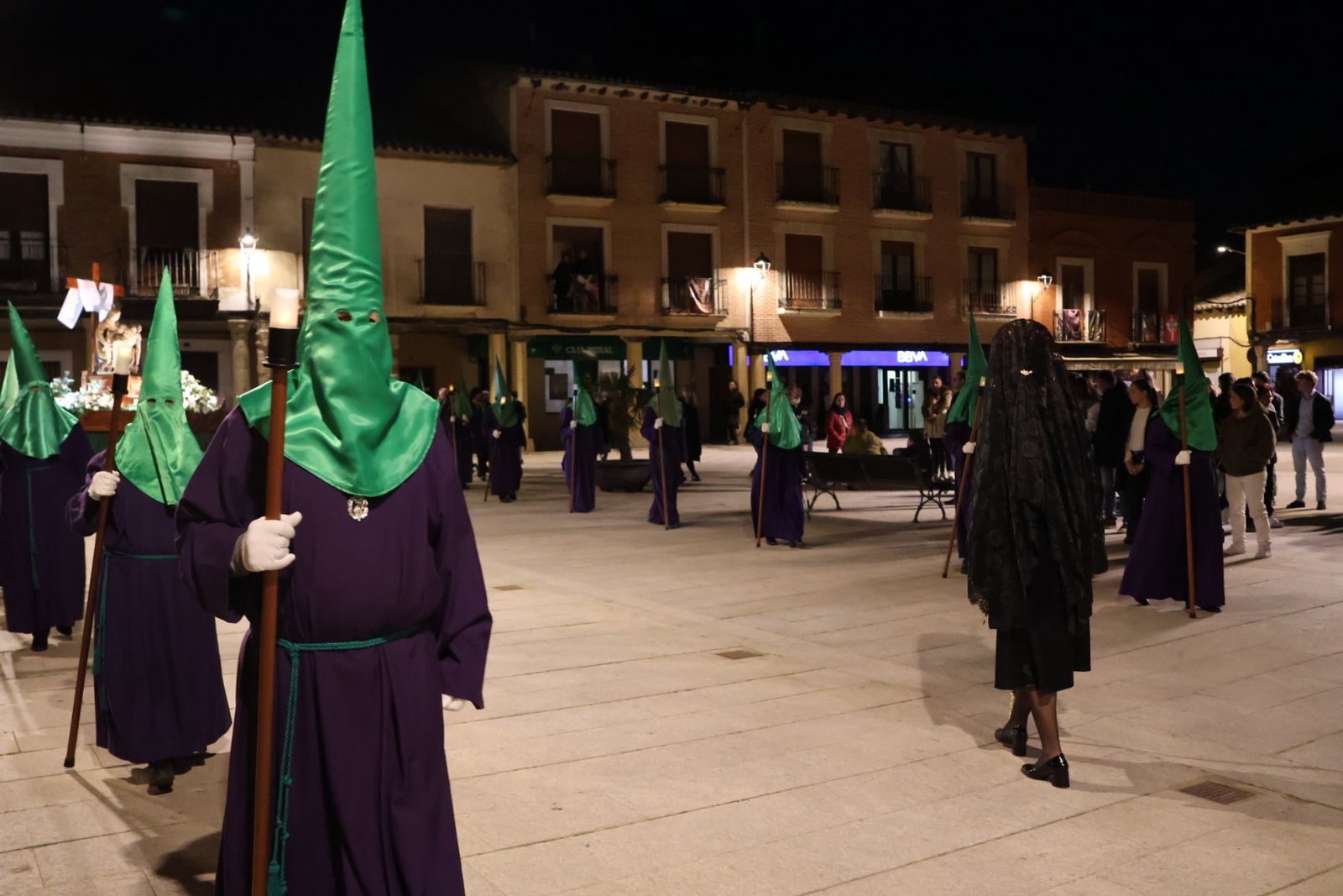 Revive en imágenes la procesión del Silencio en Villalpando