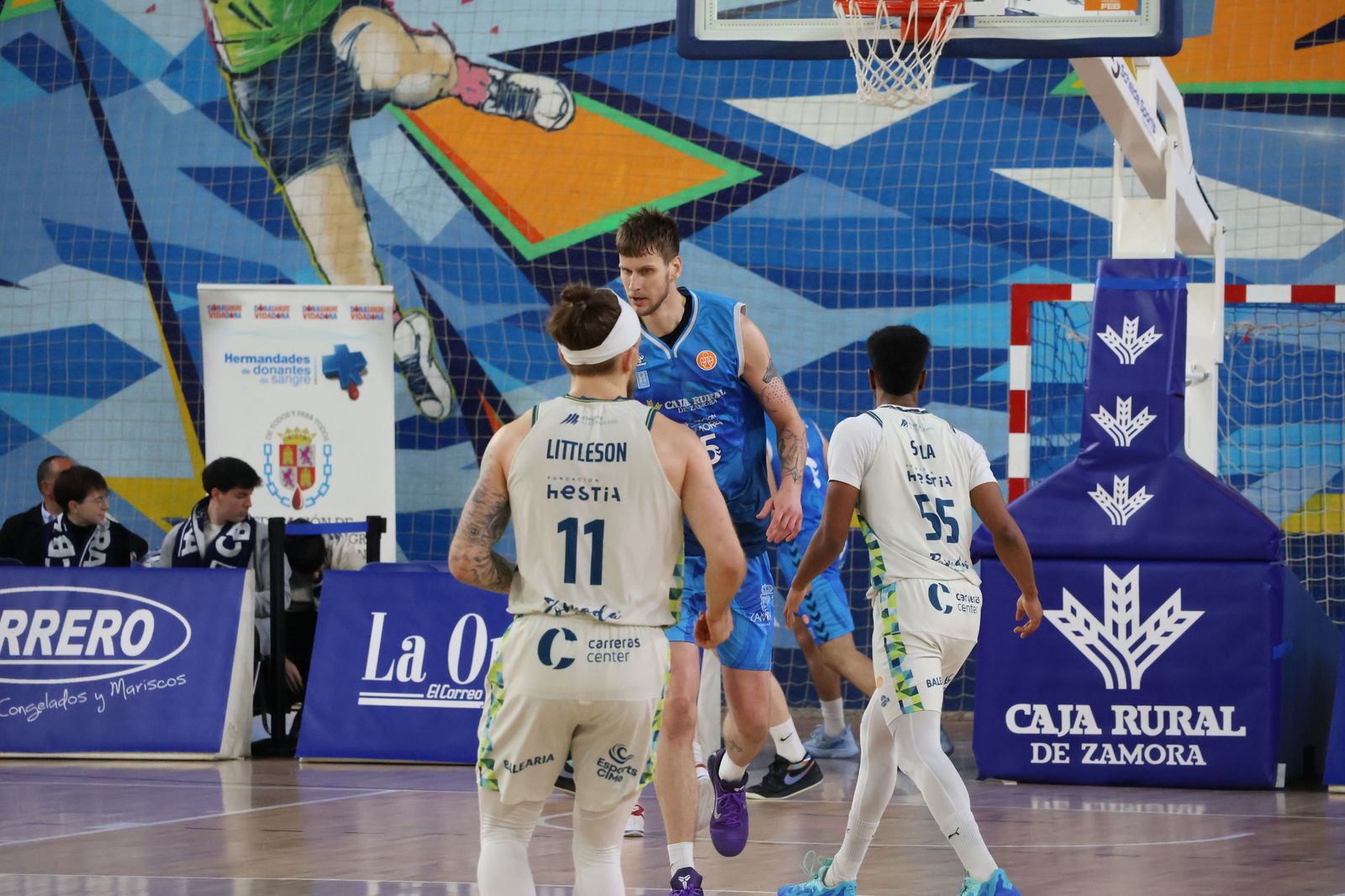 GALERÍA | El duelo entre el CB Zamora y el Hestia Menorca, en imágenes