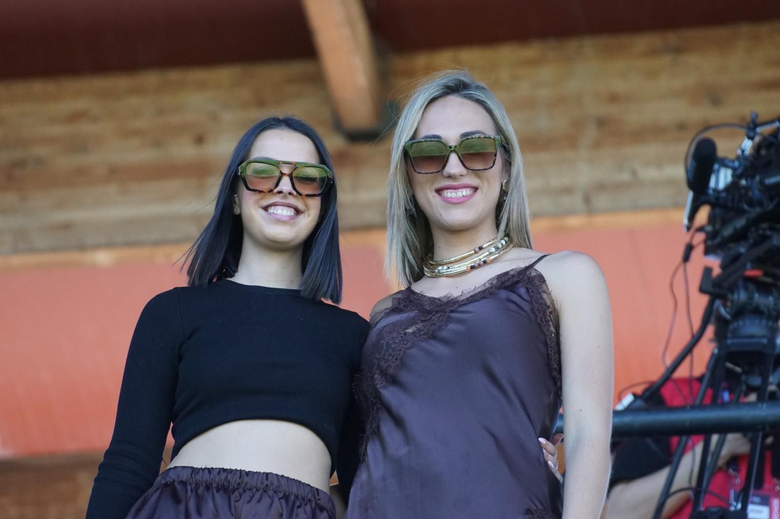 Gran ambiente en la grada para ver el partido entre Zamora - Unionistas en el Estadio Ruta de la Plata