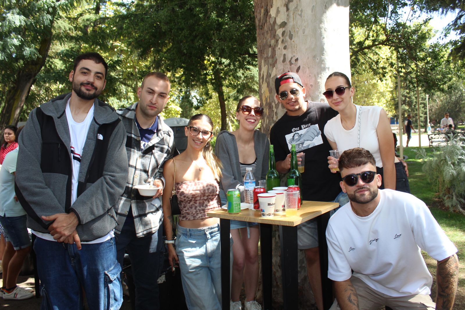 Ambiente en la Feria de Día en el mediodía de este sábado