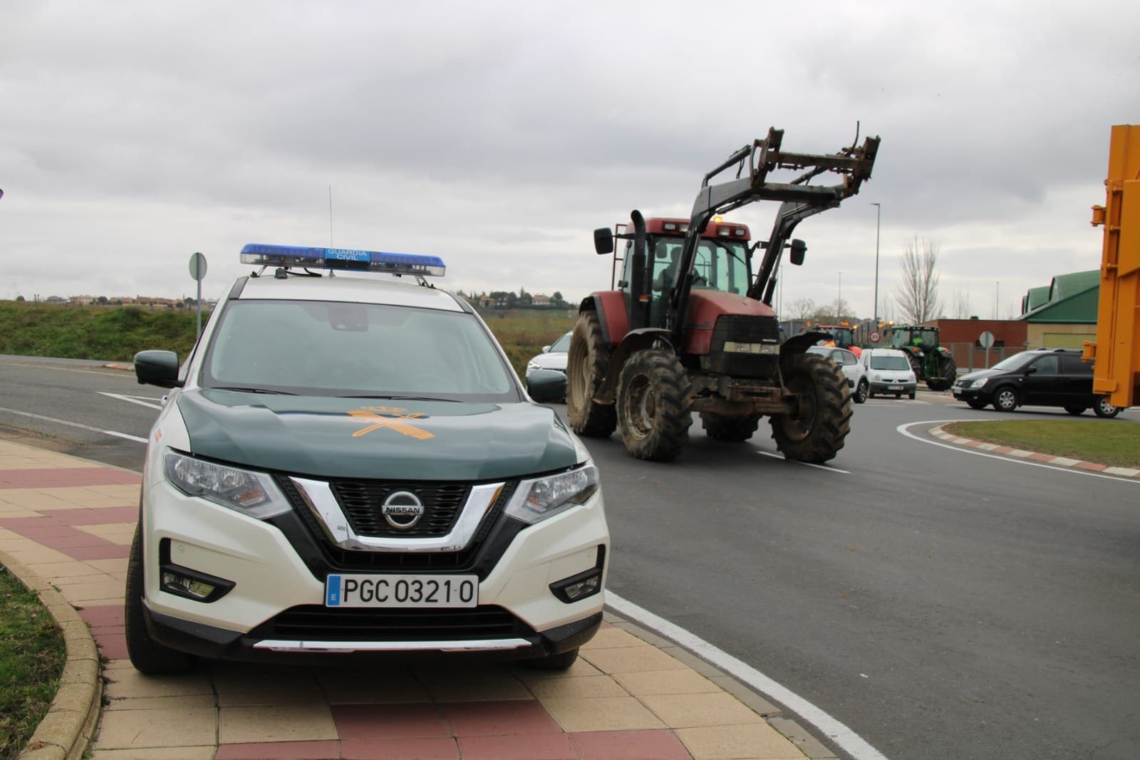 whatsapp-image-2024-02-07-at-13-27-47