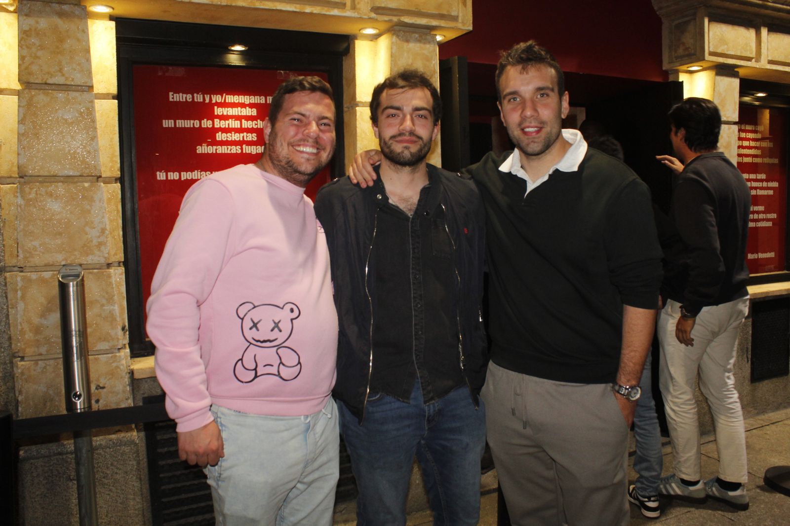 Salamanca de noche, jueves 9 de abril