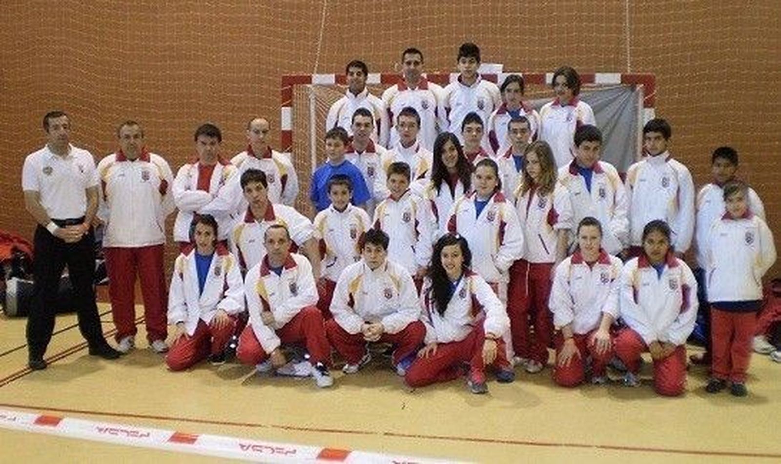 Lluvia de medallas para los clubes charros de kickboxing