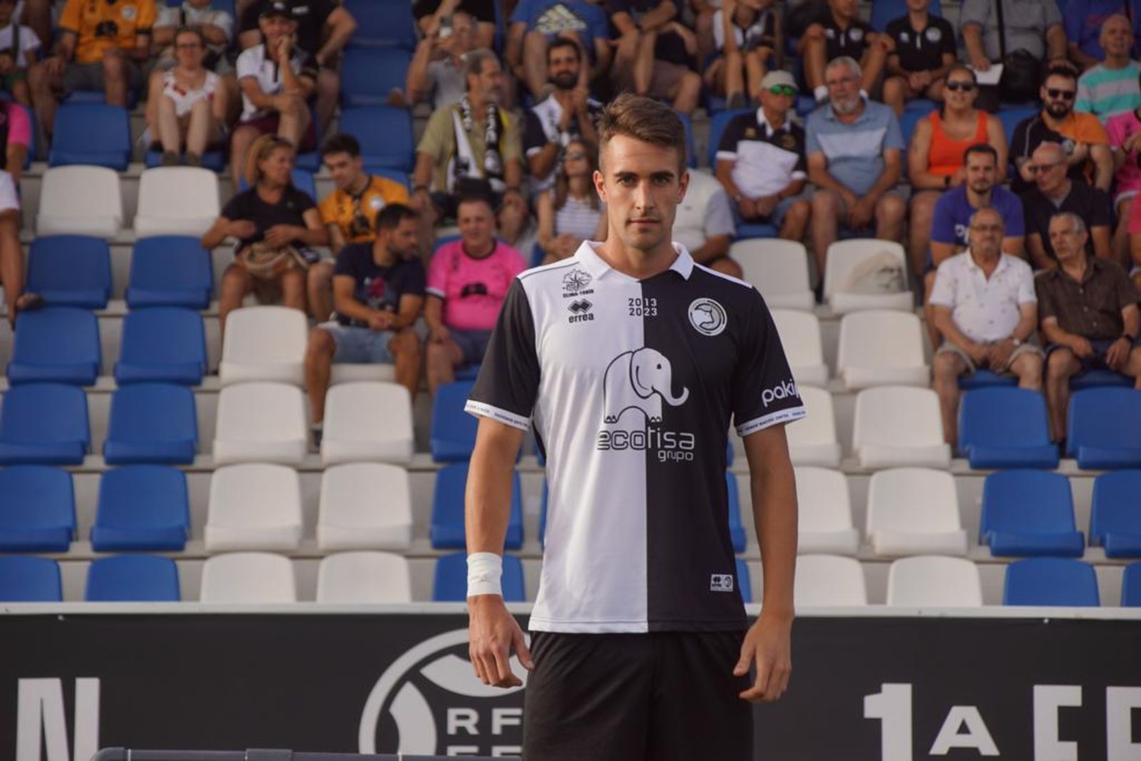 Ewan Urain, durante la presentación de los jugadores en el Memorial Unión Deportiva Salamanca | FOTO JUANES