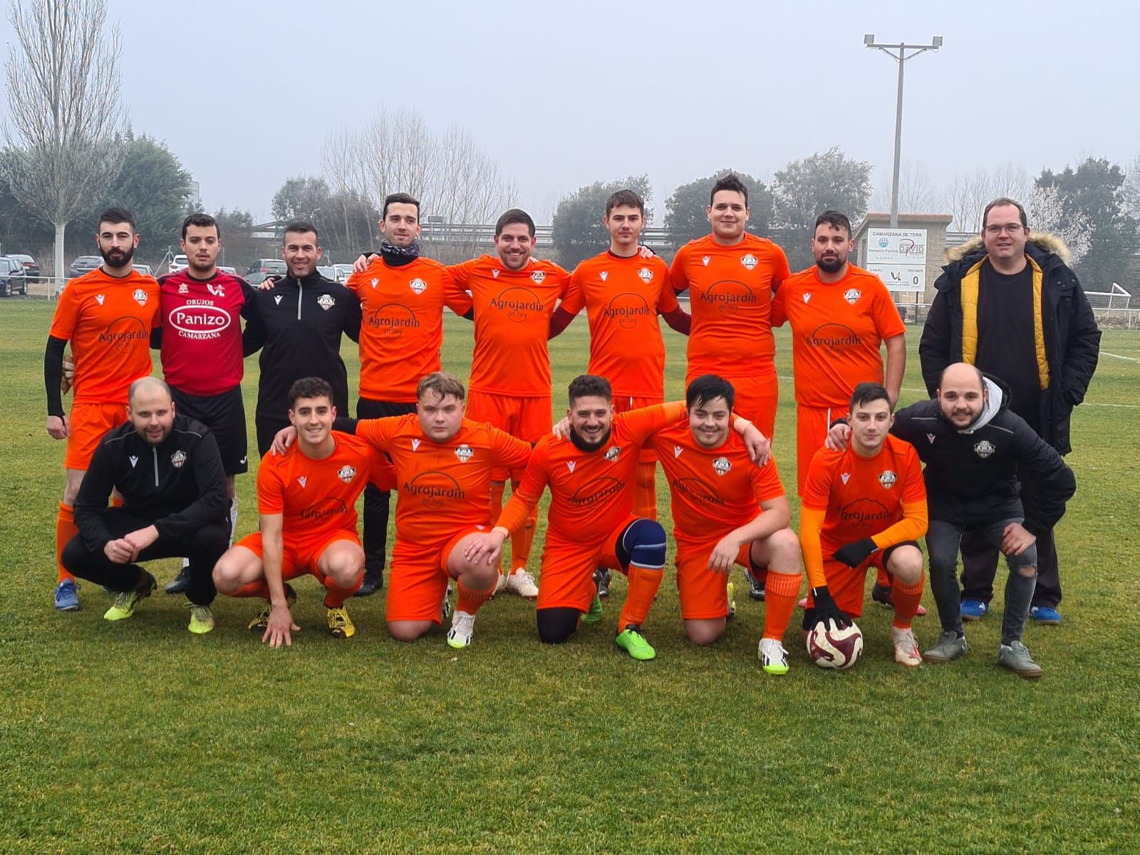 CD Inter Los Valles. José Luis Uña, delegado y situado como primero de la fila de arriba por la derecha.