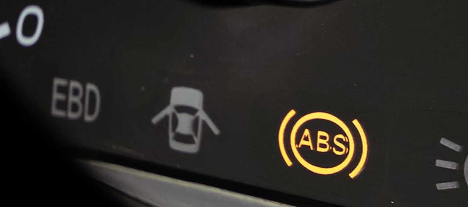 Luz ABS. Foto de Intertaller