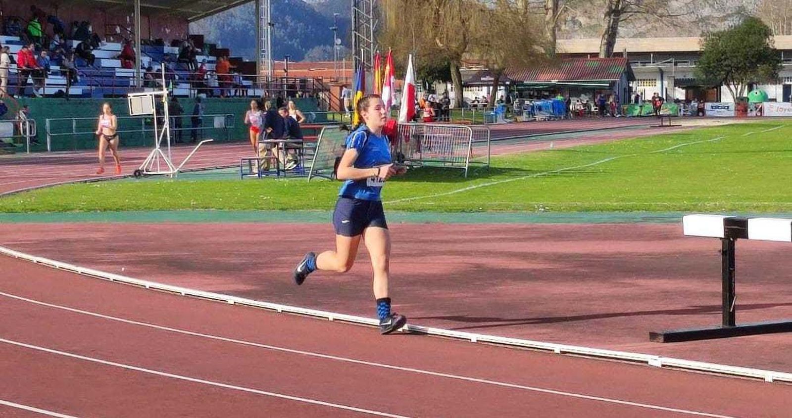 Lucía Maniega. Club Atletismo Benavente