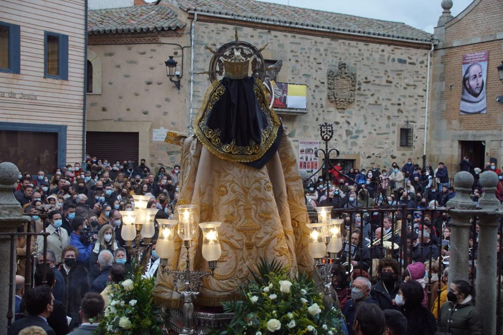 procesion-santa-teresa-en-alba-de-tormes-12