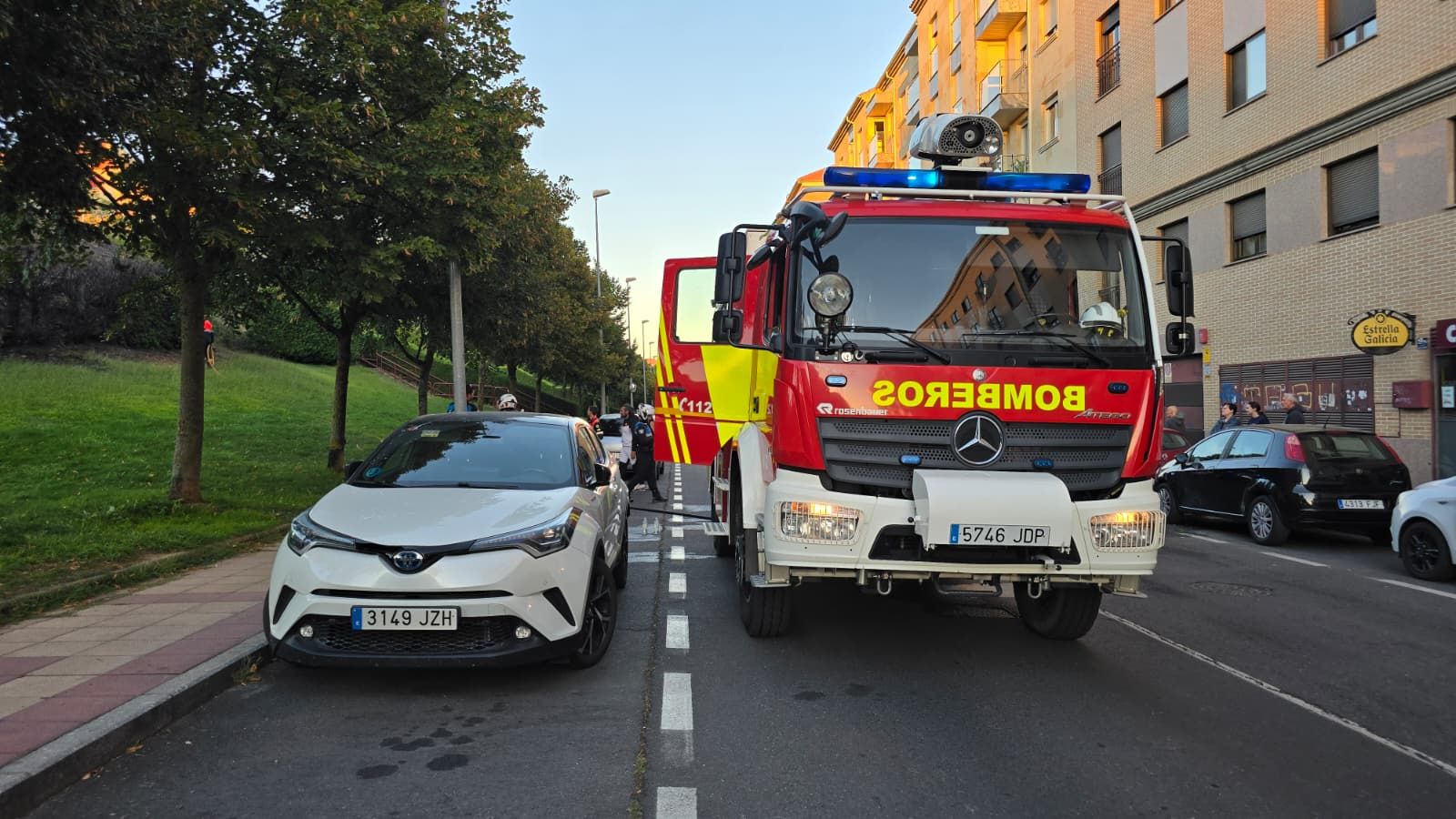 Incendio junto al parque Valhondo