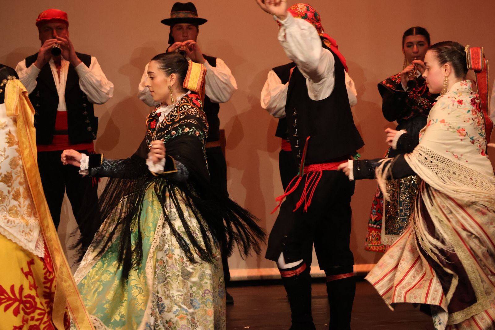 el-bolero-en-el-teatro-principal-17