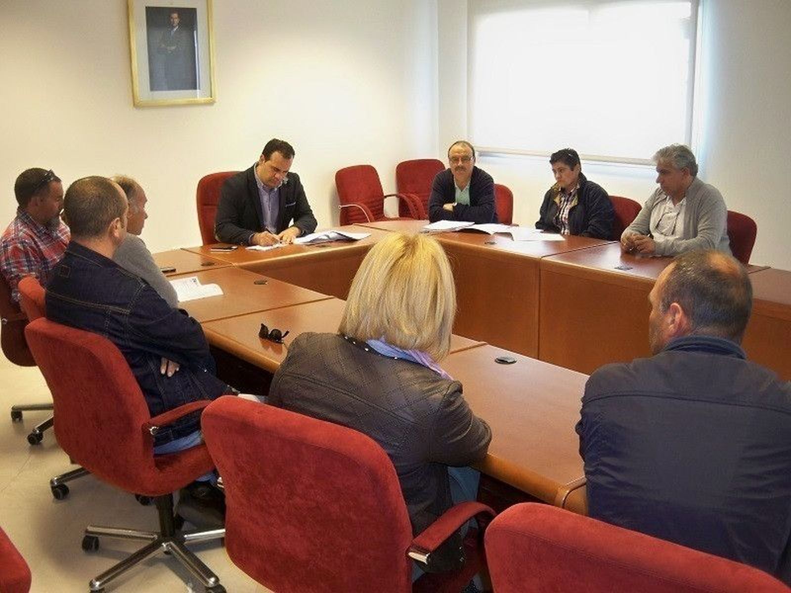 Ayuntamientos y Comunidad de Regantes del Canal de Villagonzalo afrontarán juntos el mantenimiento de los caminos