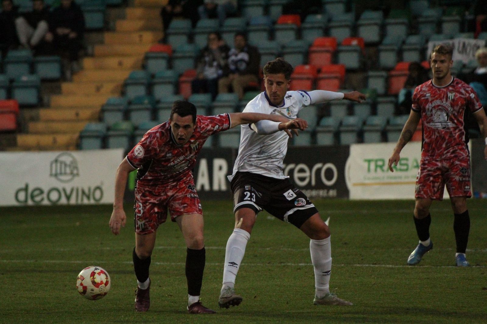 Salamanca CF UDS - Guijuelo. Fotos: Míkel Antúnez