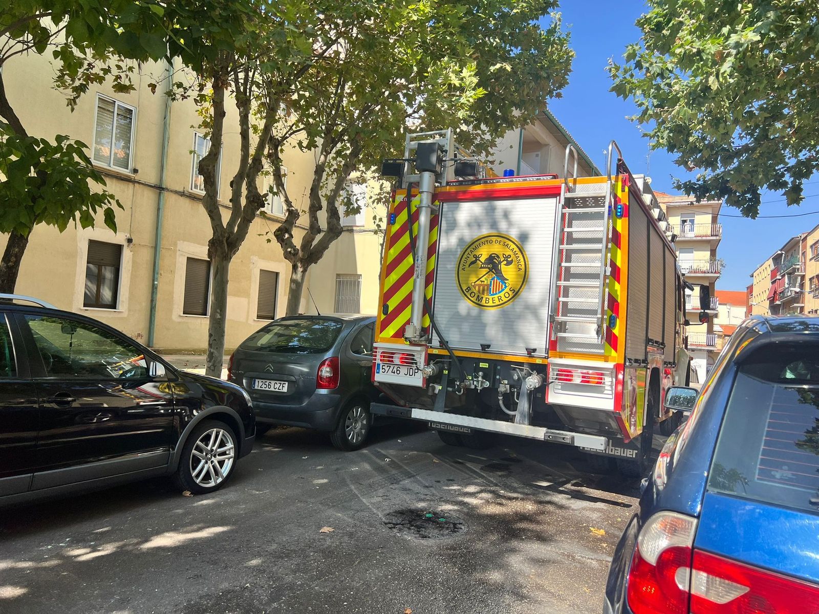bomberos-en-la-calle-gran-capita-n-foto-salamanca24horas-com