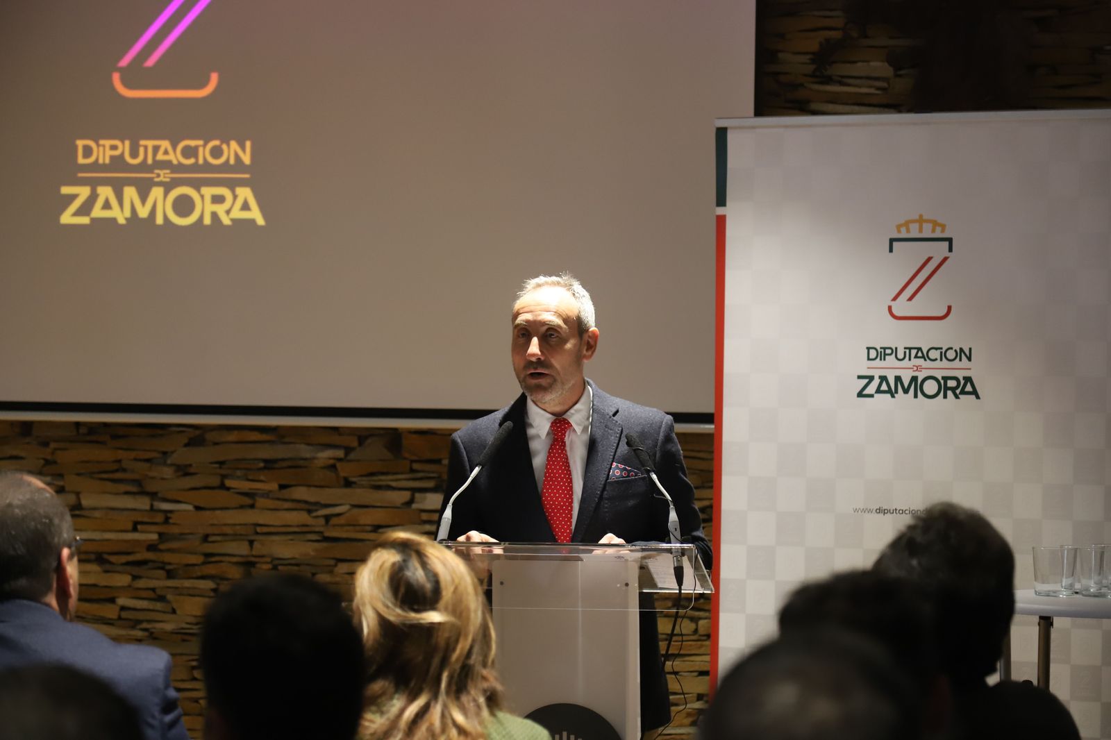 presentacion-de-los-vinos-de-la-sierra-de-la-culebra-18