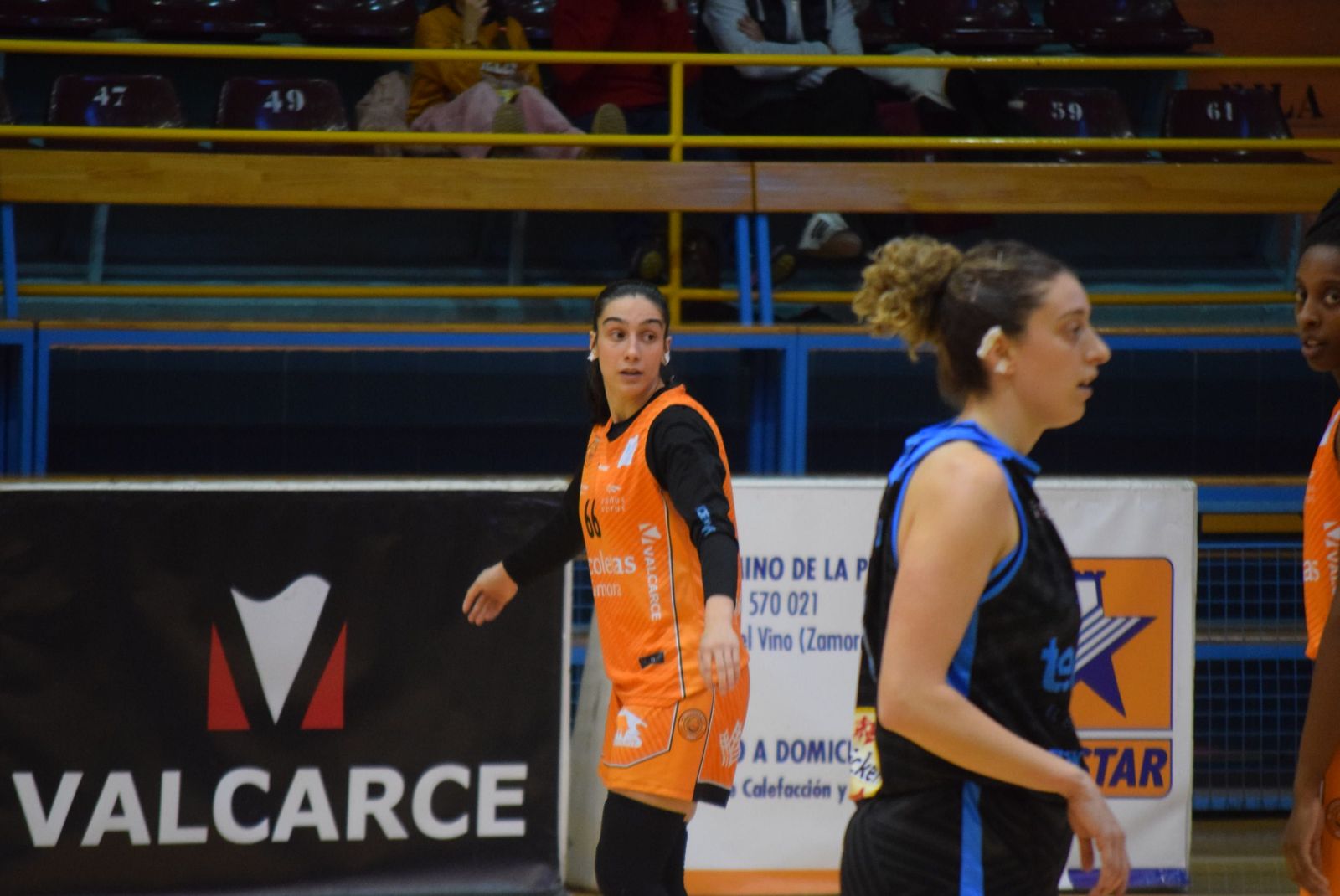 cd-zamarat-picken-claret-42