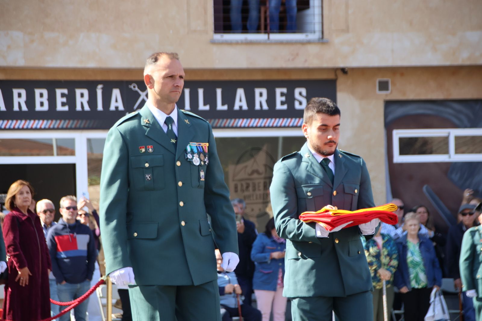 Inauguración glorieta a la Guardia Civil en Villares de la Reina