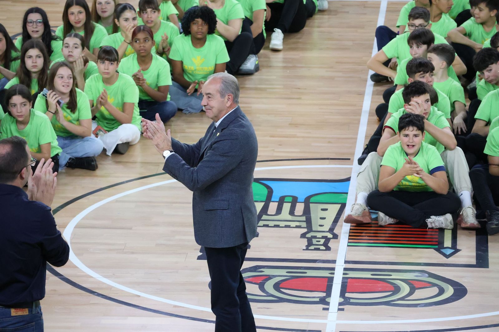 GALERÍA | El Club Balonmano Zamora celebra su 25º aniversario con una imagen muy especial