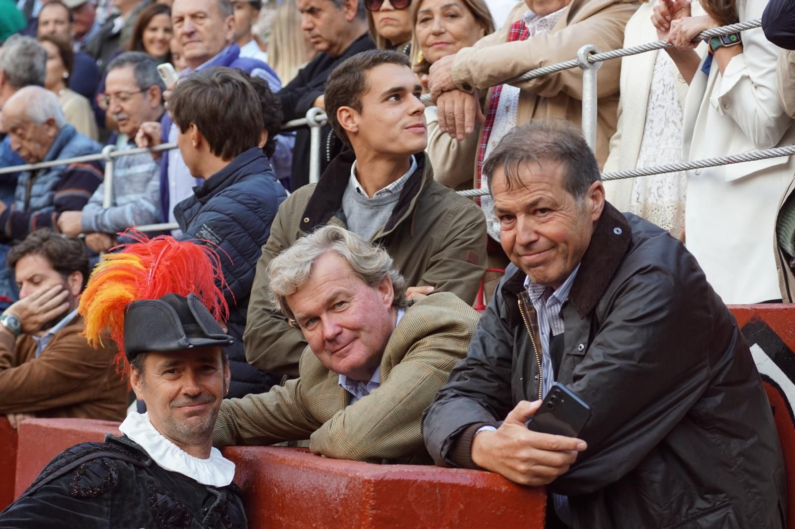 resumen-fotografico-del-ambiente-en-los-tendidos-de-la-glorieta-durante-la-corrida-de-garcigrande-20-de-septiembre-de-2024-foto-juanes-17